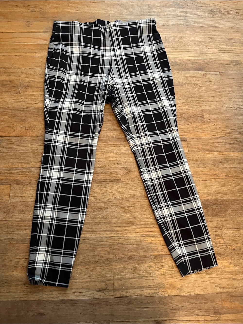 Maison Jules Black and White Plaid Cropped Pants